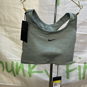 Nike Swoosh Bra